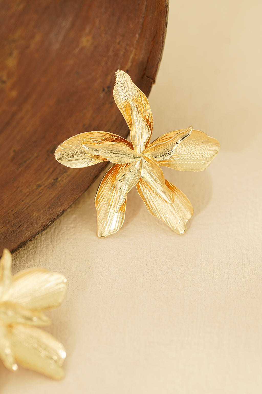 boucles d'oreilles fleur pièce de déclaration